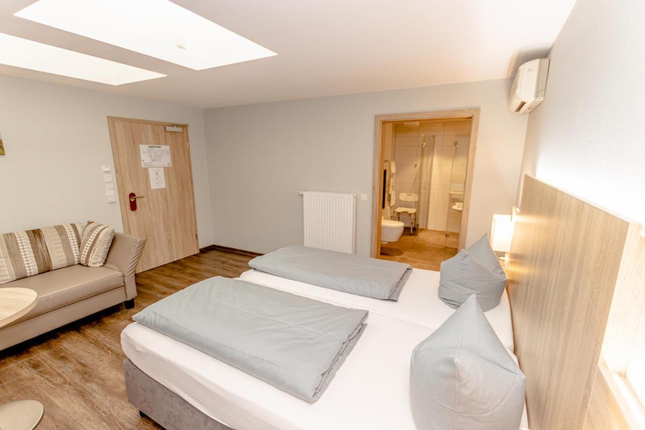 Hotel Herbers Südbrookmerland Eksteriør bilde