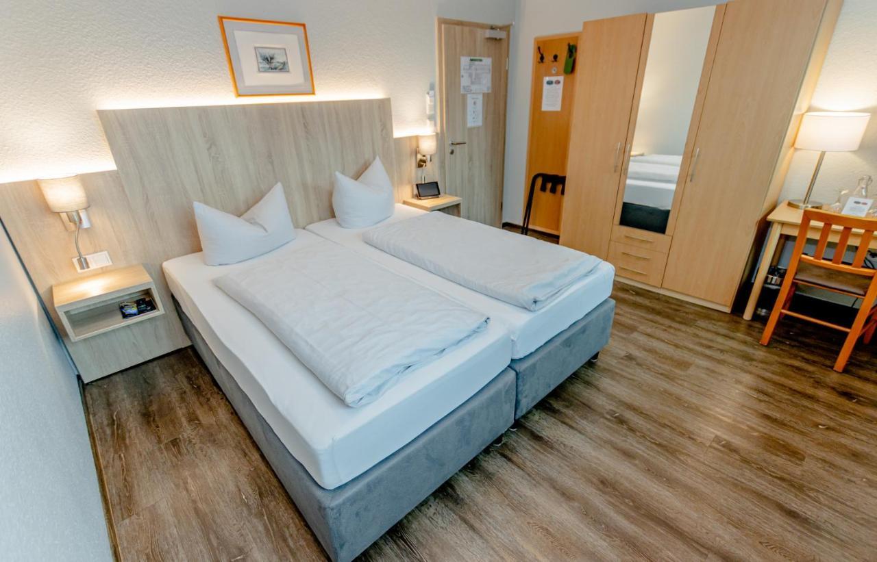 Hotel Herbers Südbrookmerland Eksteriør bilde