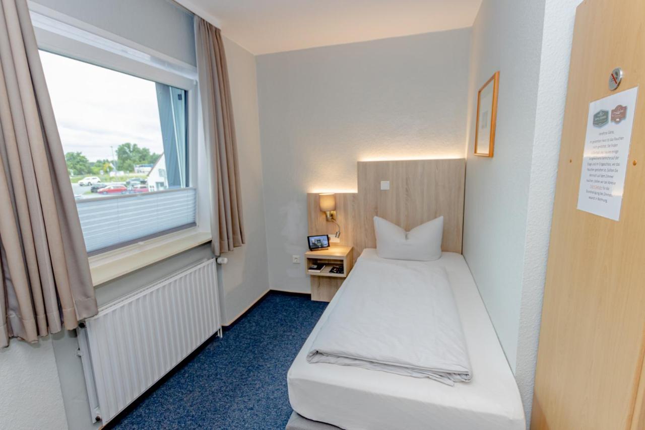 Hotel Herbers Südbrookmerland Eksteriør bilde