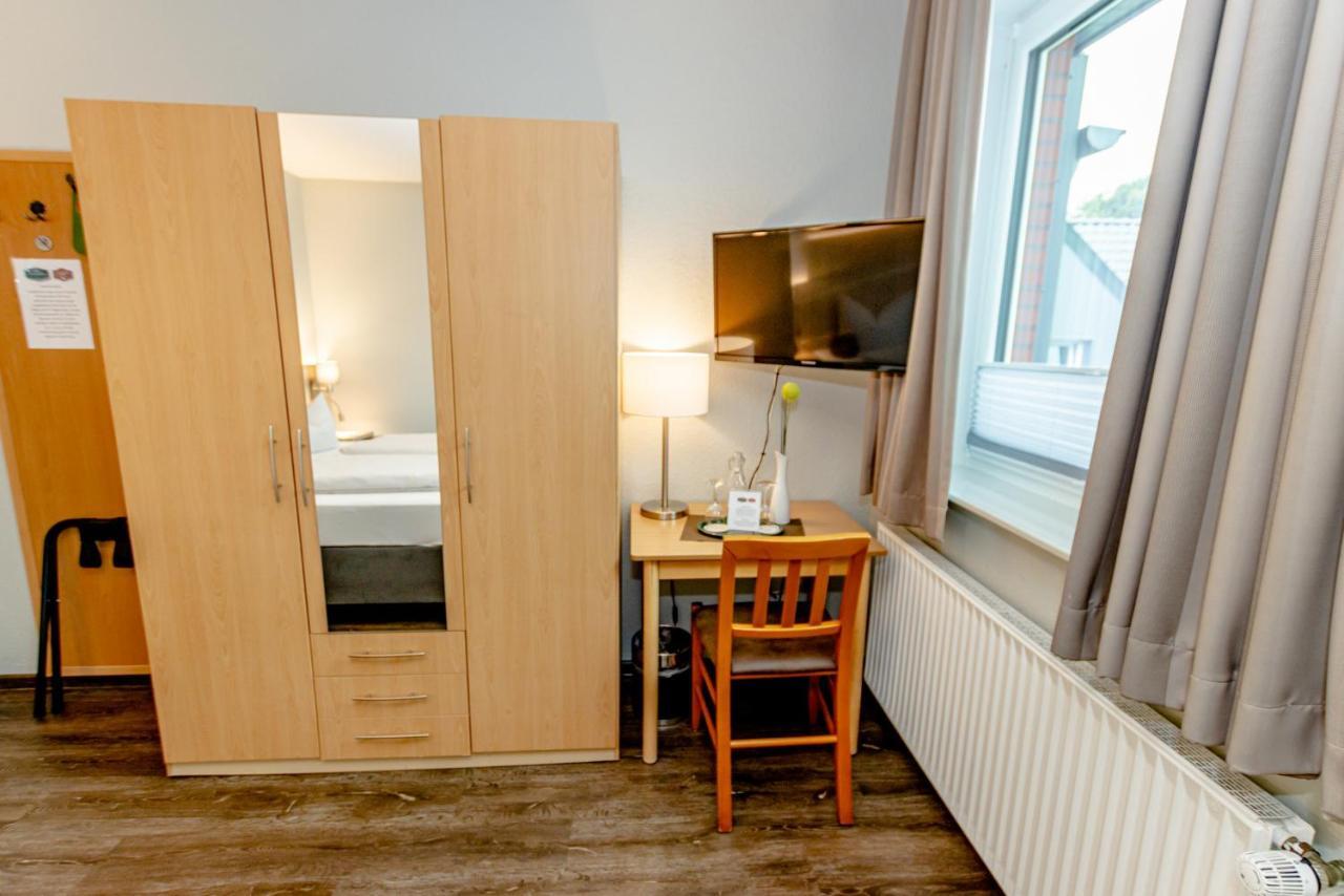 Hotel Herbers Südbrookmerland Eksteriør bilde