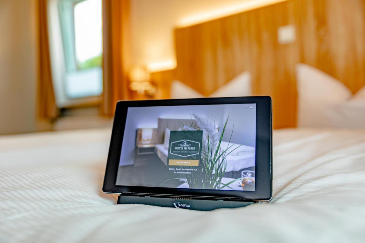 Hotel Herbers Südbrookmerland Eksteriør bilde