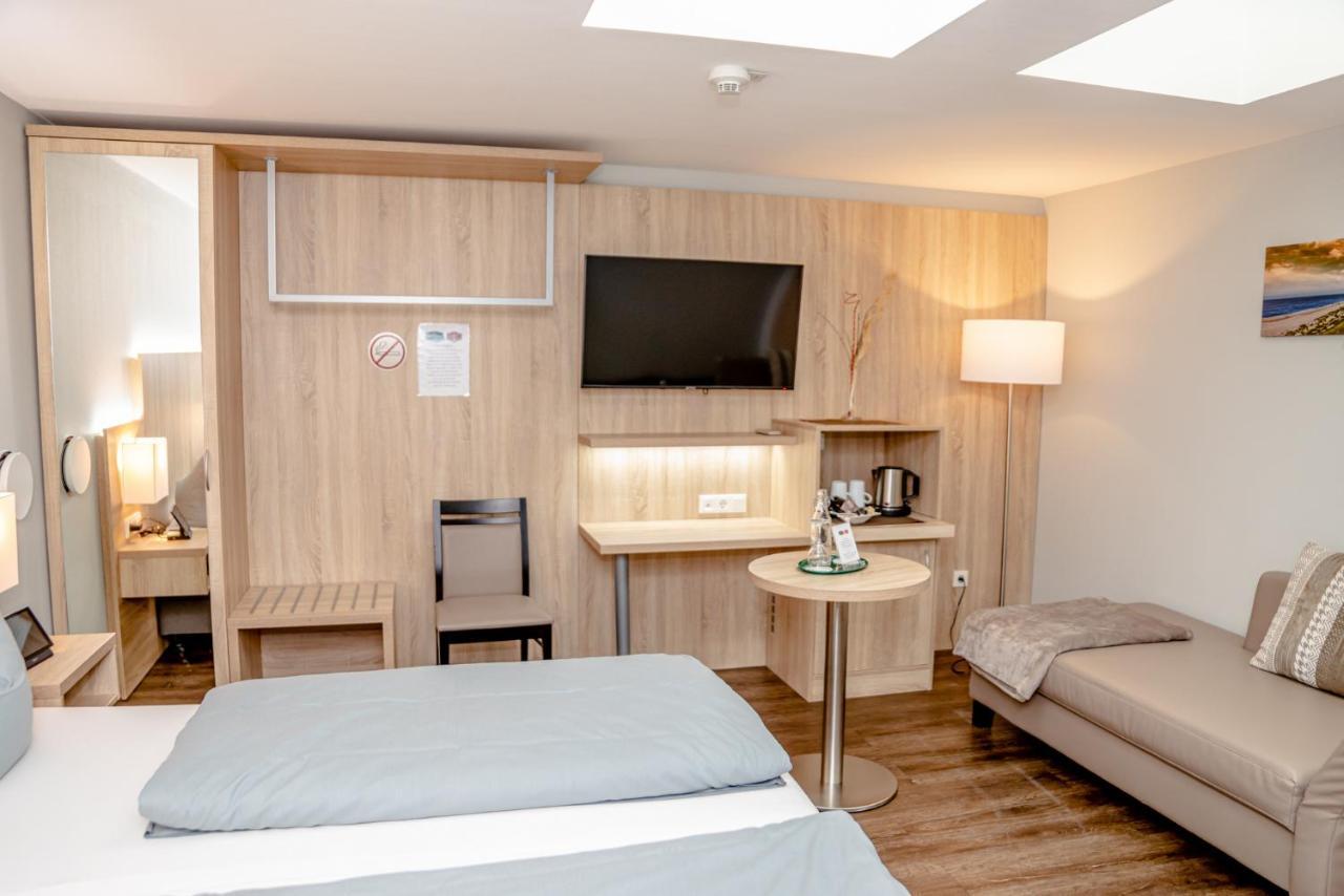 Hotel Herbers Südbrookmerland Eksteriør bilde