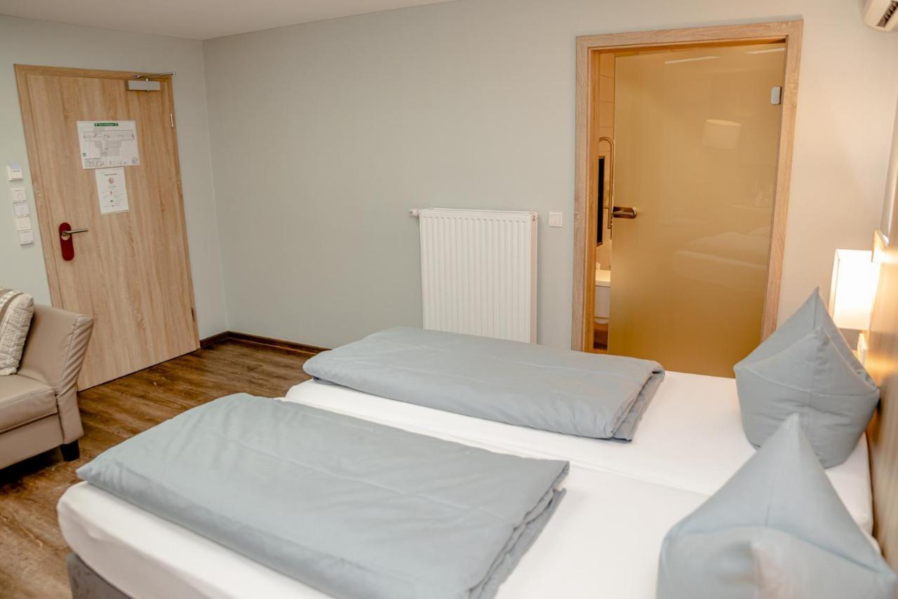 Hotel Herbers Südbrookmerland Eksteriør bilde