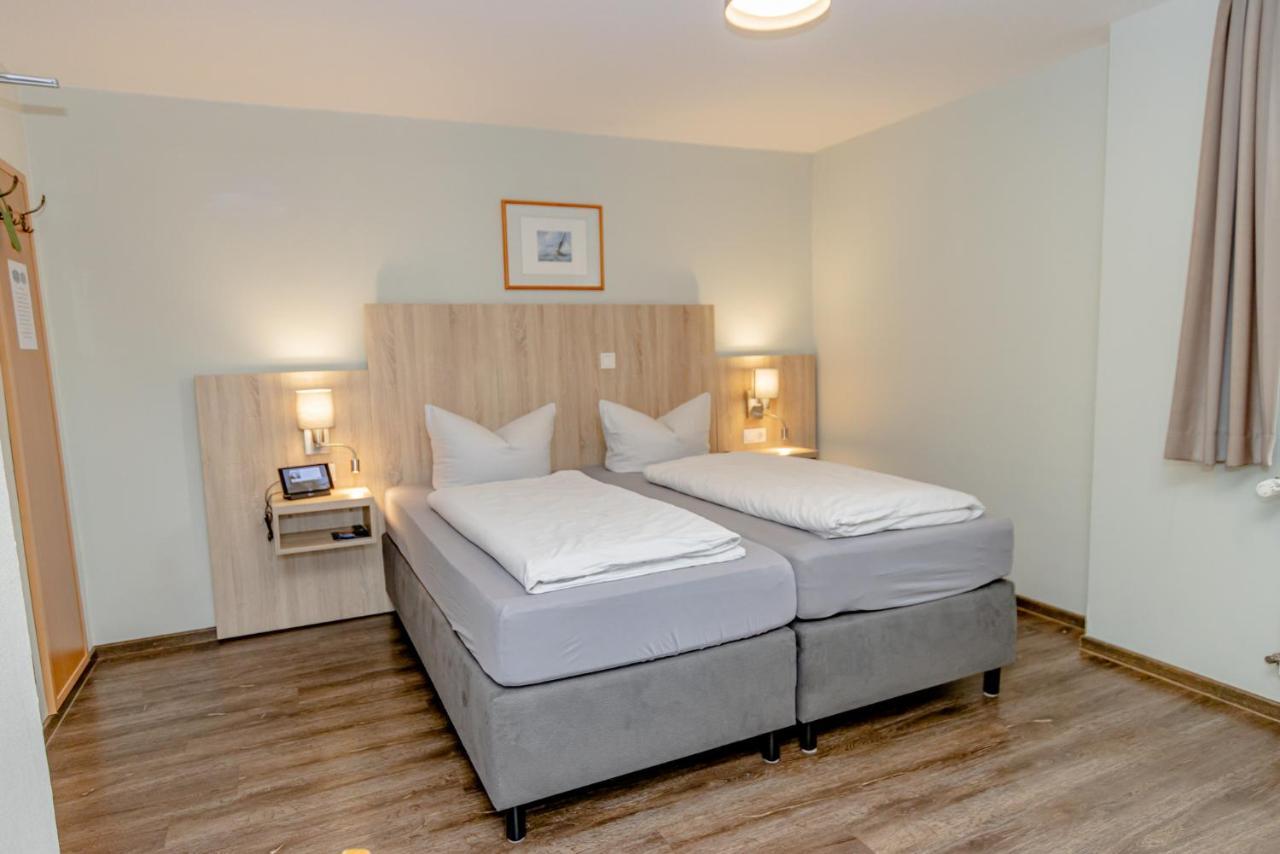 Hotel Herbers Südbrookmerland Eksteriør bilde